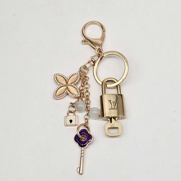 Authentic Louis Vuitton Lock & Key with unbranded Flower Bagcharm, Keycharm - Picture 1 of 6
